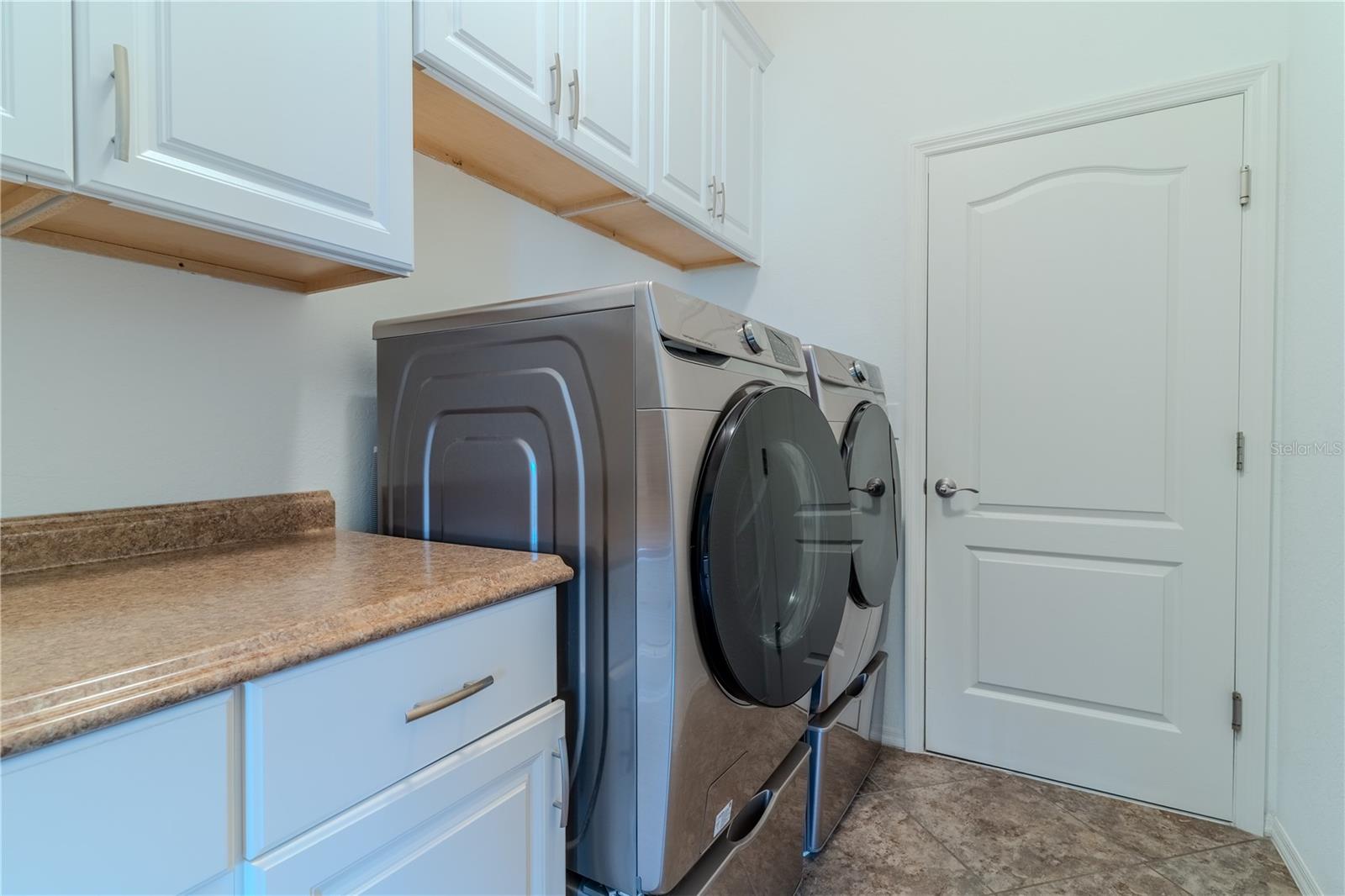 284 BENTLEY OAKS BLVD