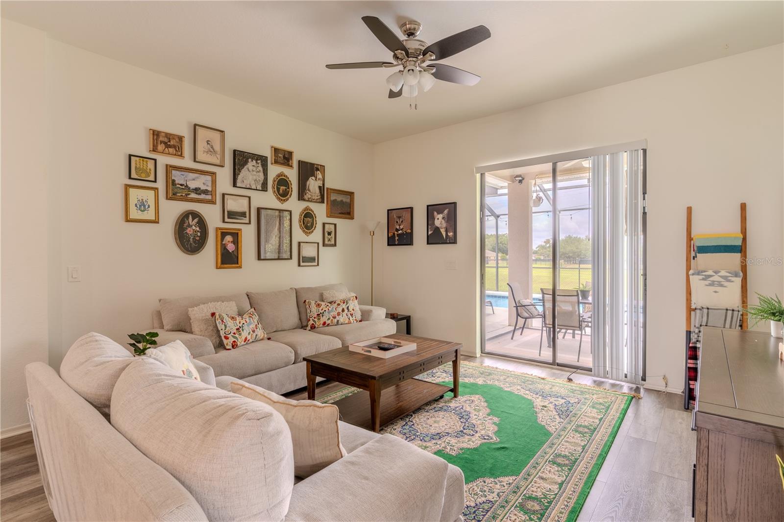 284 BENTLEY OAKS BLVD