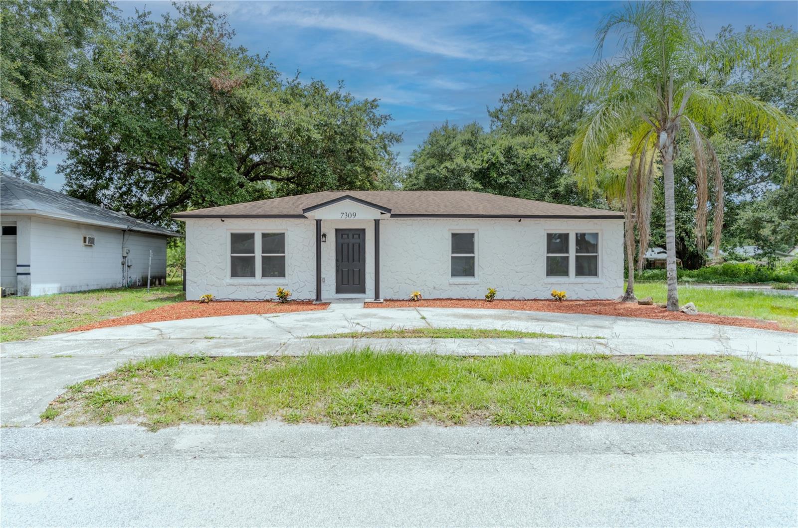 7309 THOMAS JEFFERSON CIR E