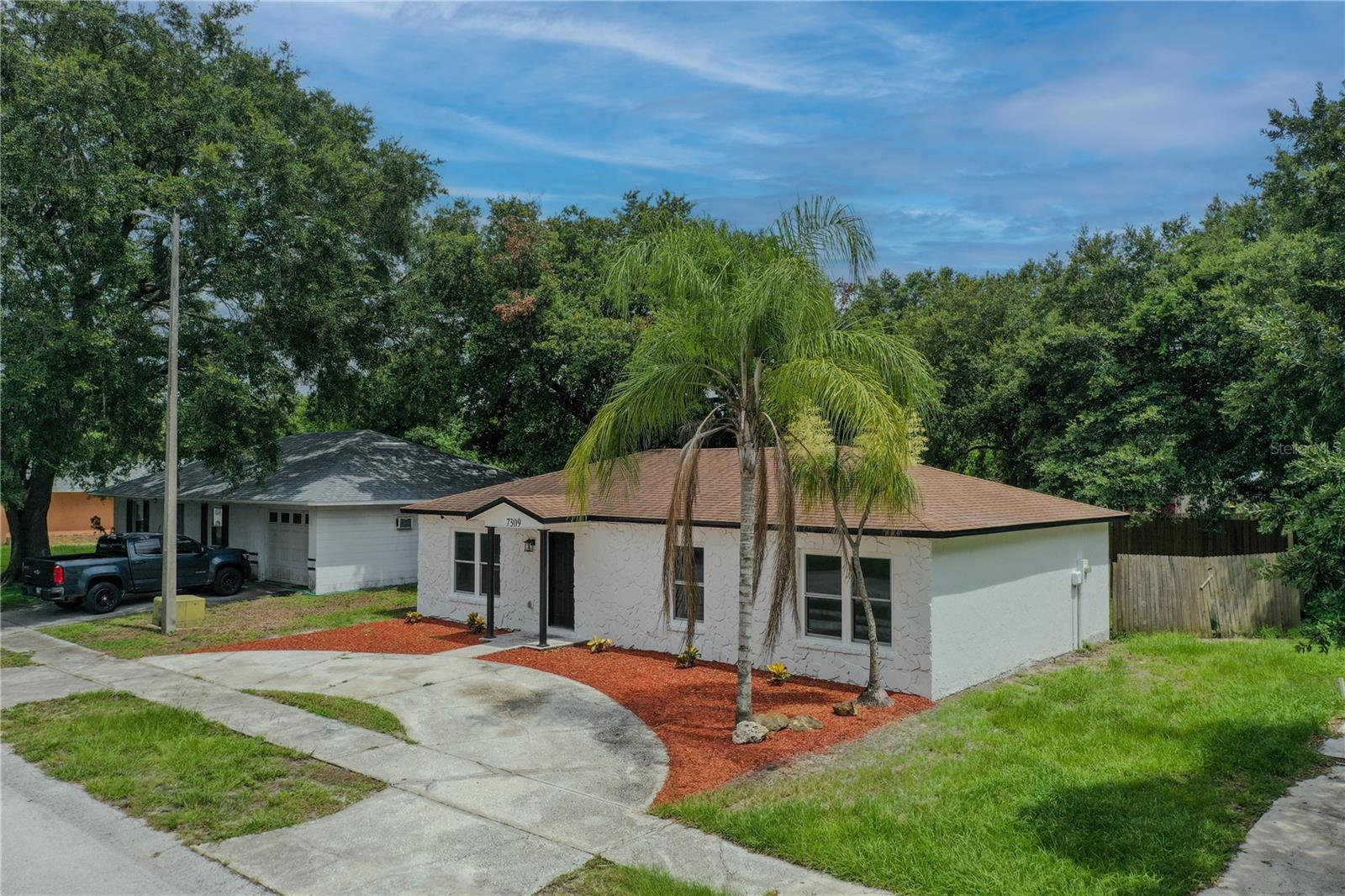 7309 THOMAS JEFFERSON CIR E