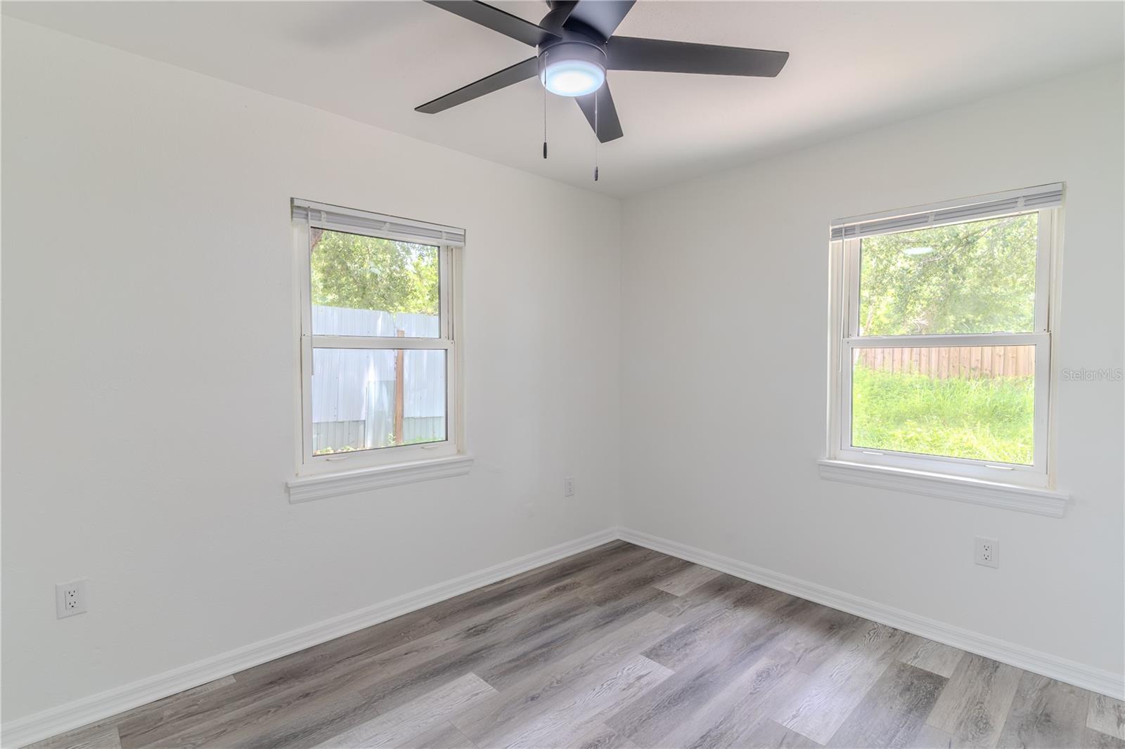 7309 THOMAS JEFFERSON CIR E