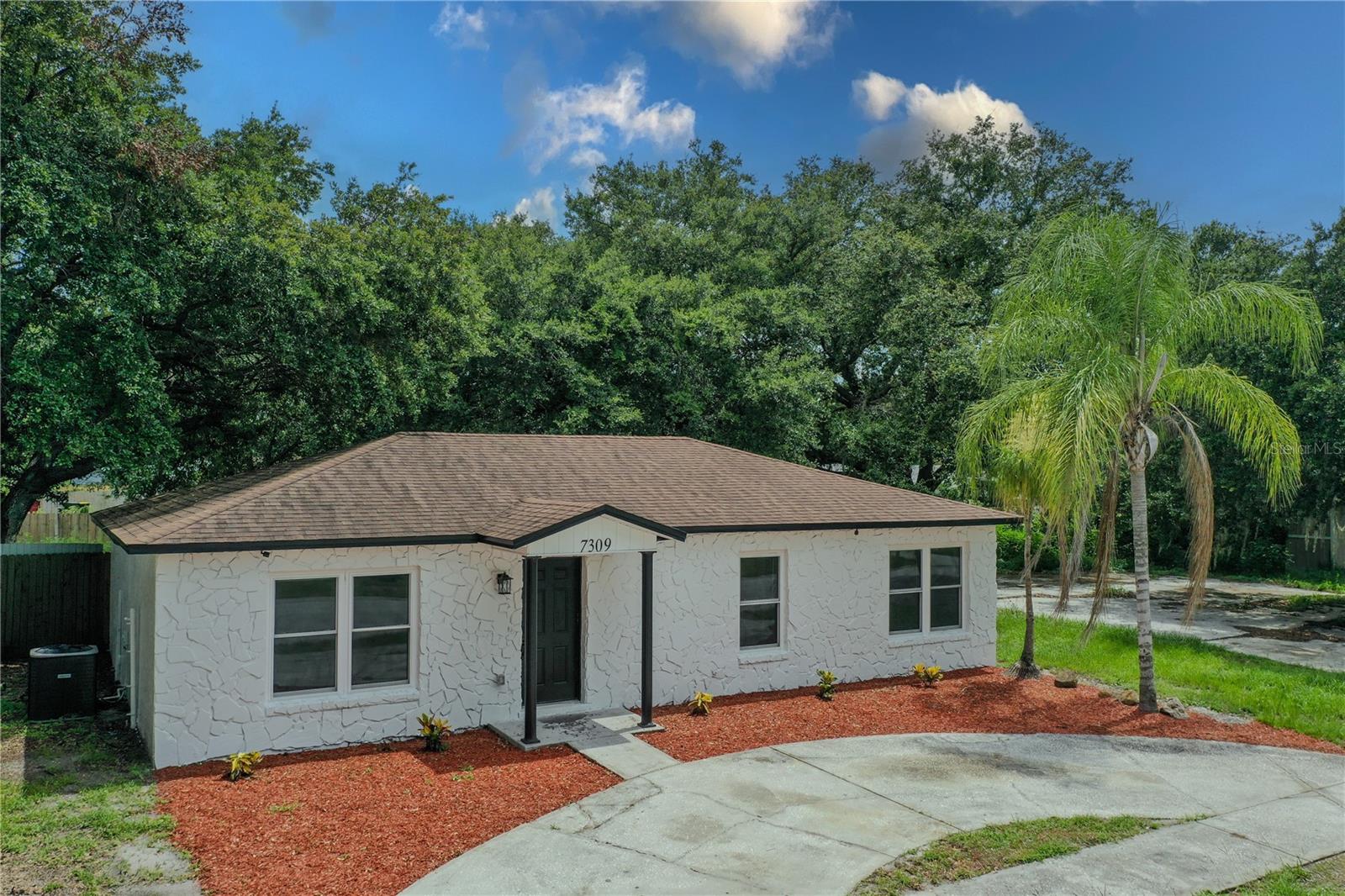 7309 THOMAS JEFFERSON CIR E