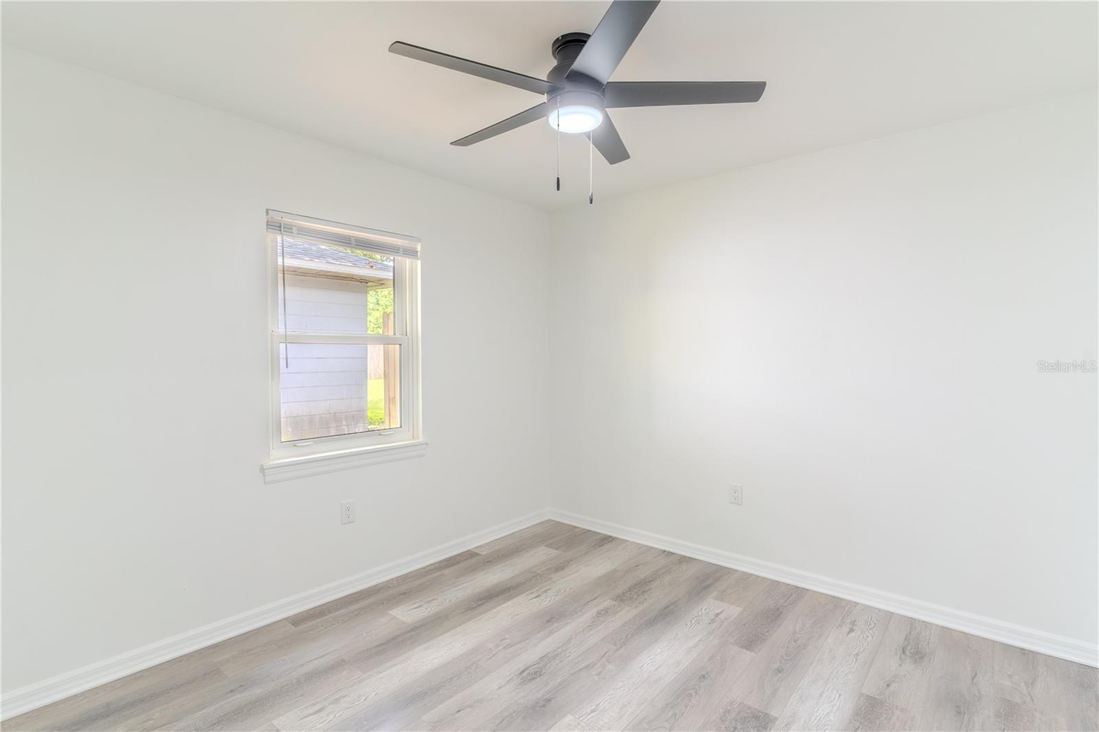 7309 THOMAS JEFFERSON CIR E