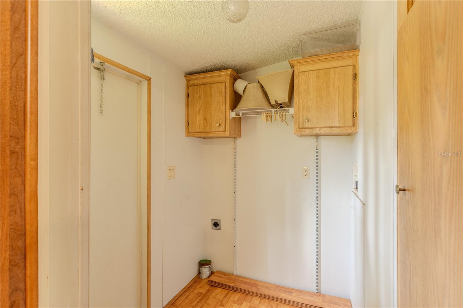 2335 OLD POLK CITY RD