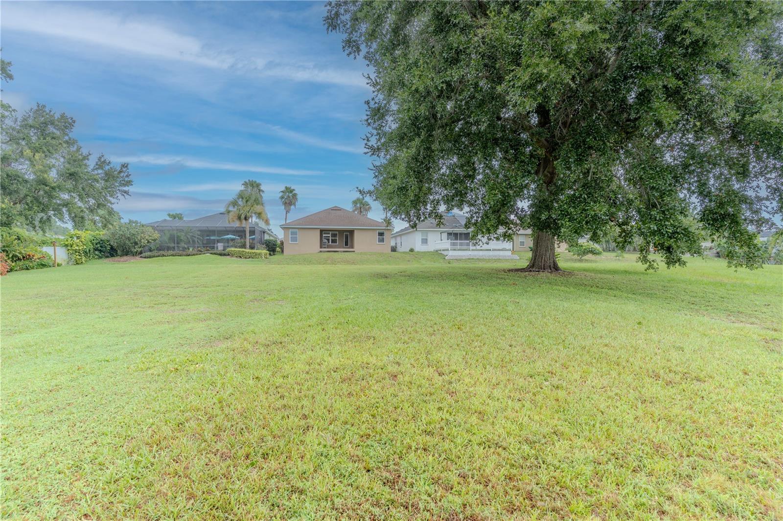 4027 ISLAND LAKES DR