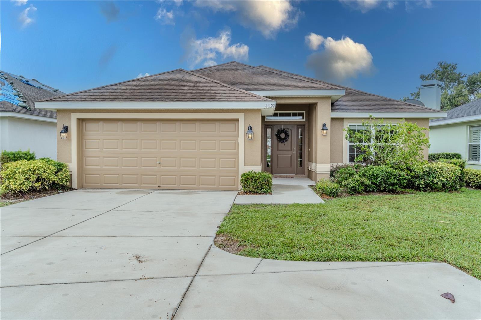 4027 ISLAND LAKES DR