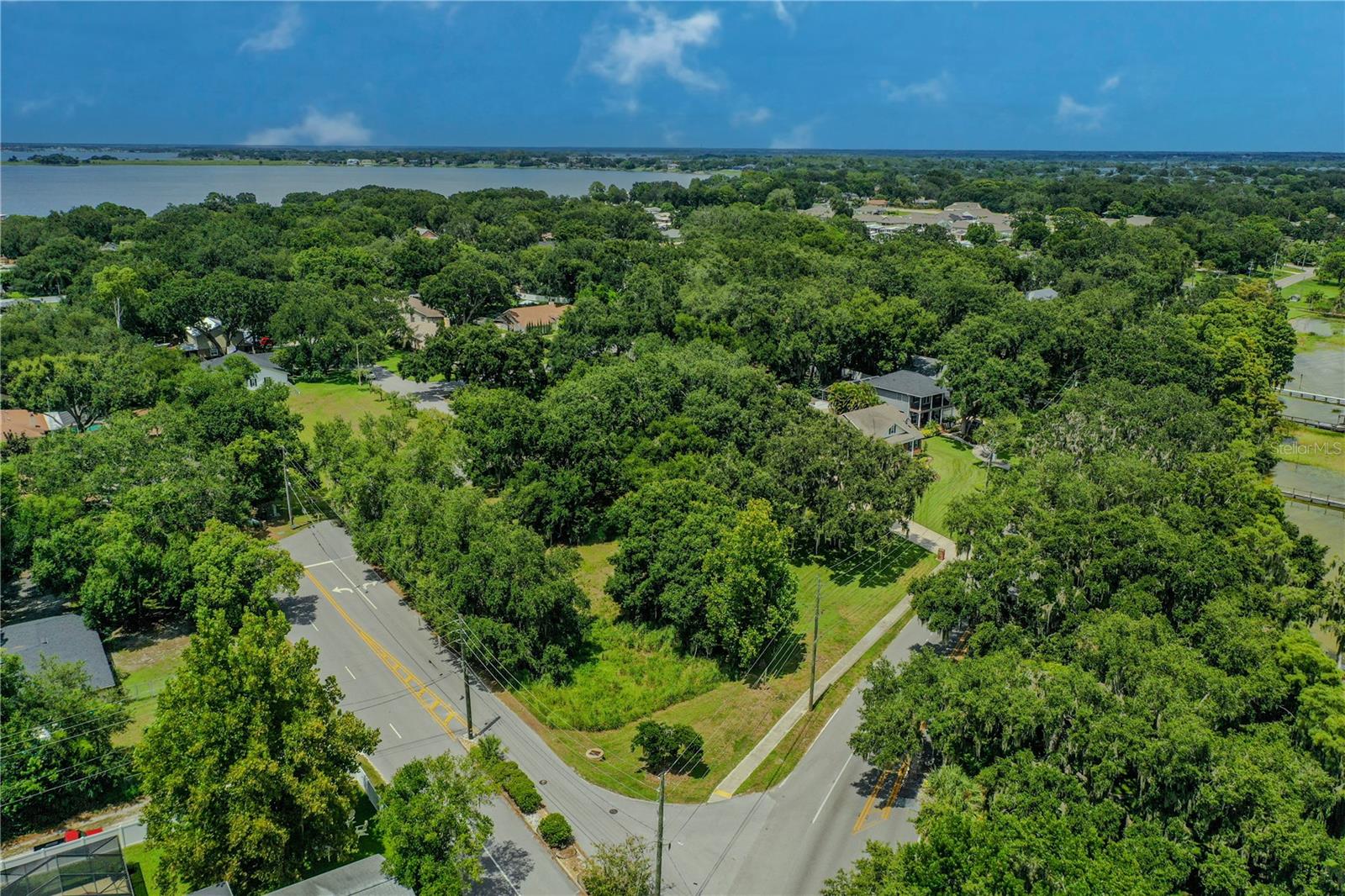 2006 LAKE ARIANA BLVD