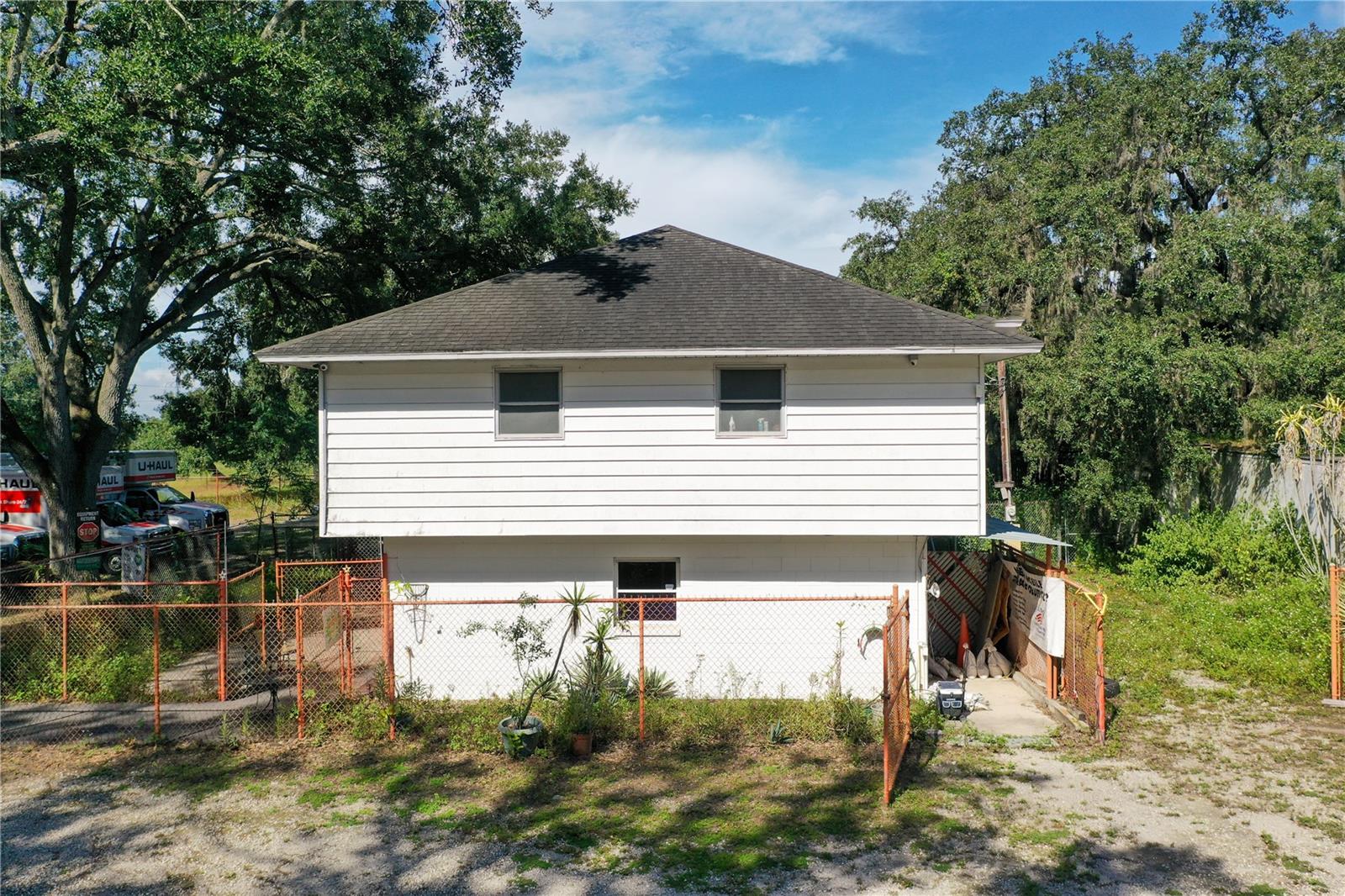 1988 W US HIGHWAY 17 92