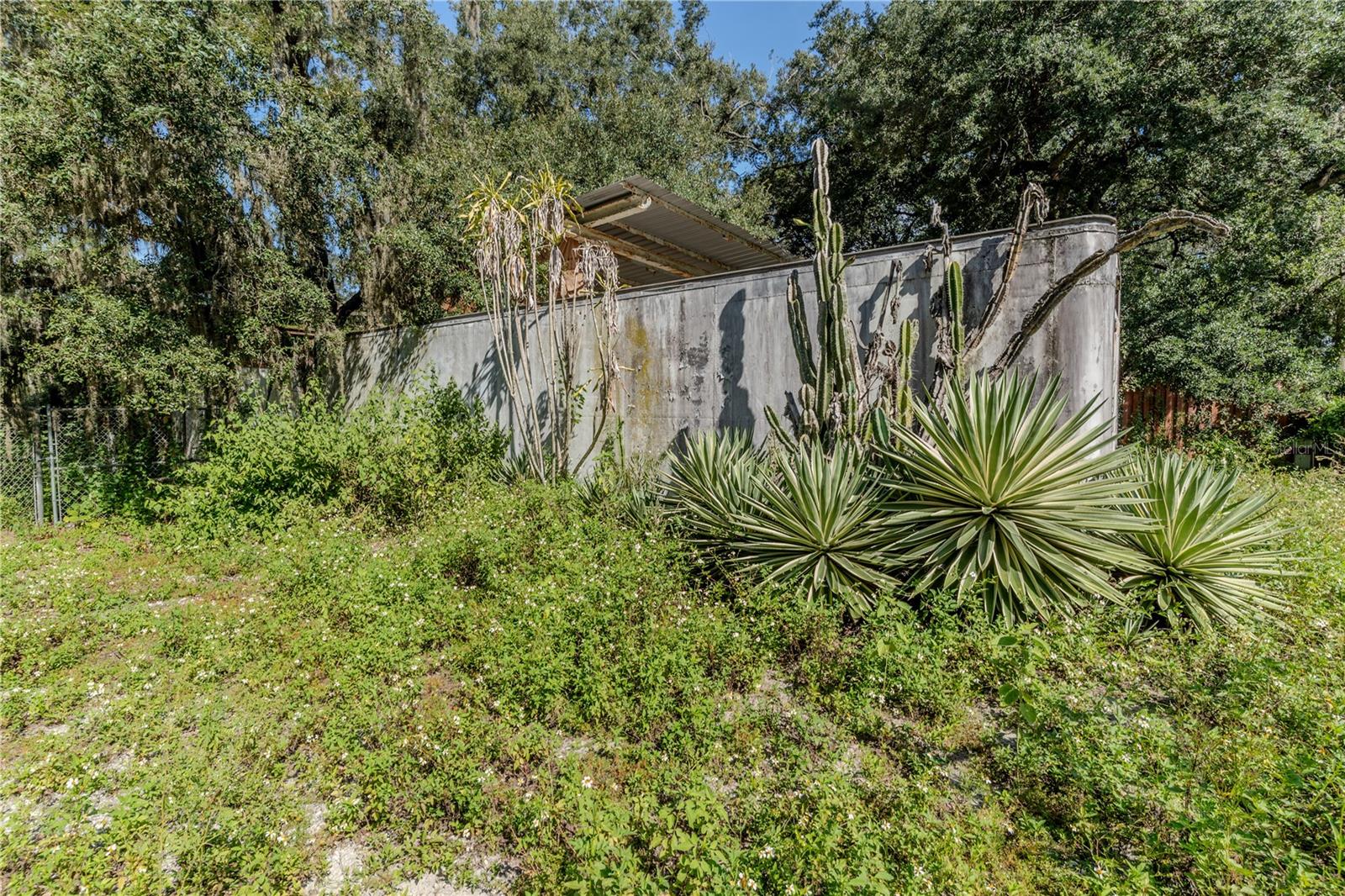 1988 W US HIGHWAY 17 92