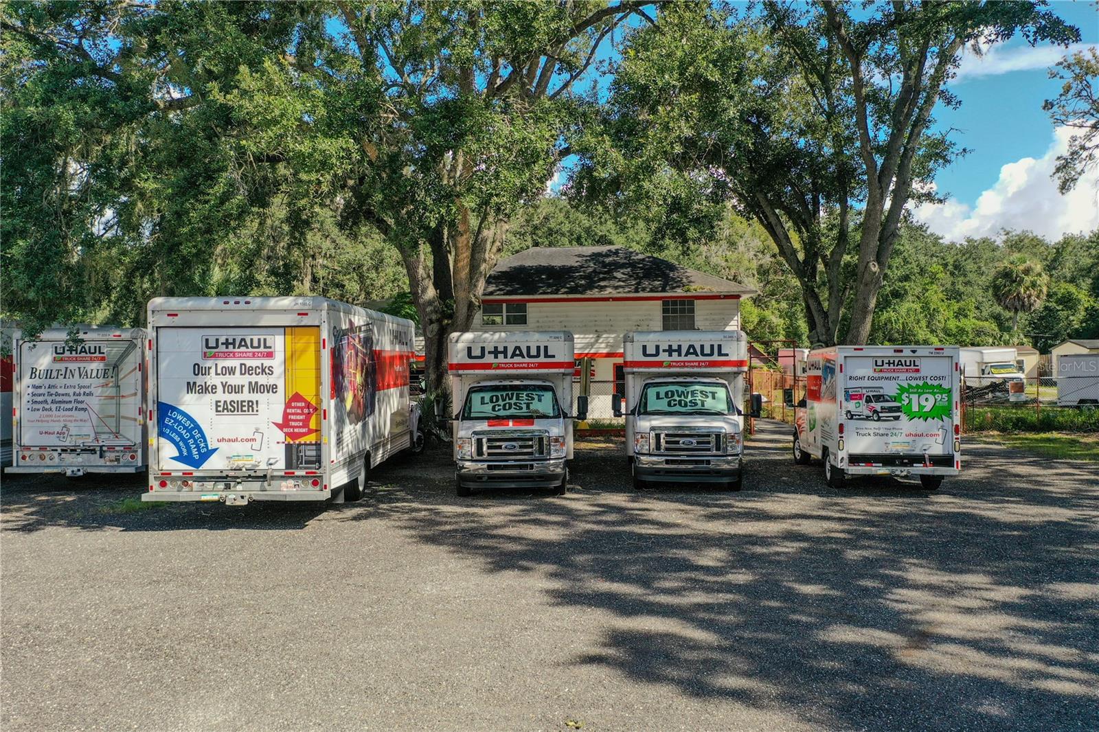 1988 W US HIGHWAY 17 92