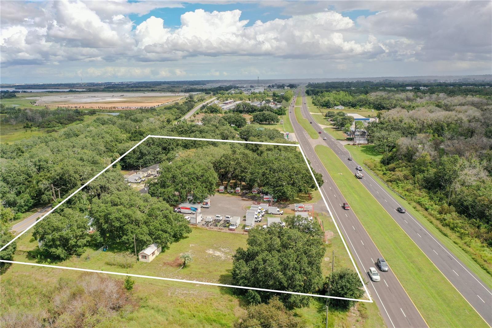 1988 W US HIGHWAY 17 92