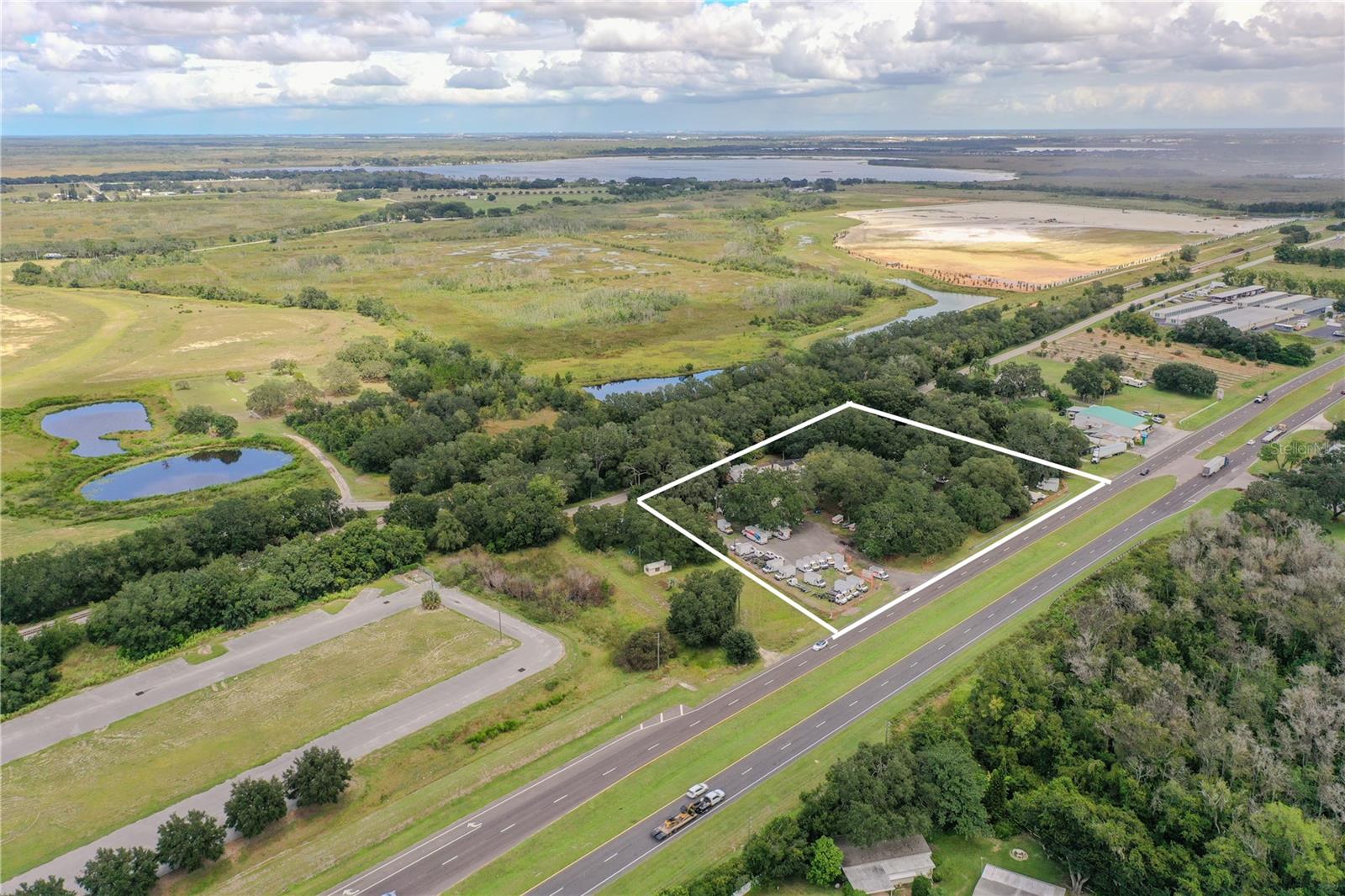 1988 W US HIGHWAY 17 92