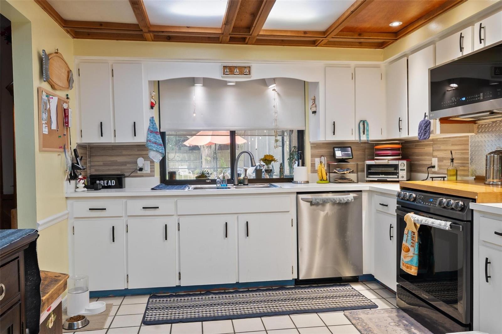 6315 LAKELAND HIGHLANDS RD