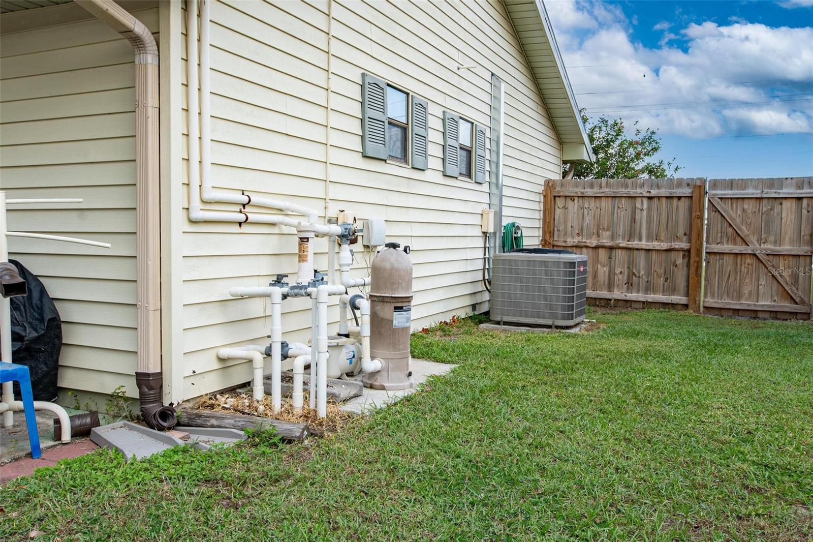 6315 LAKELAND HIGHLANDS RD