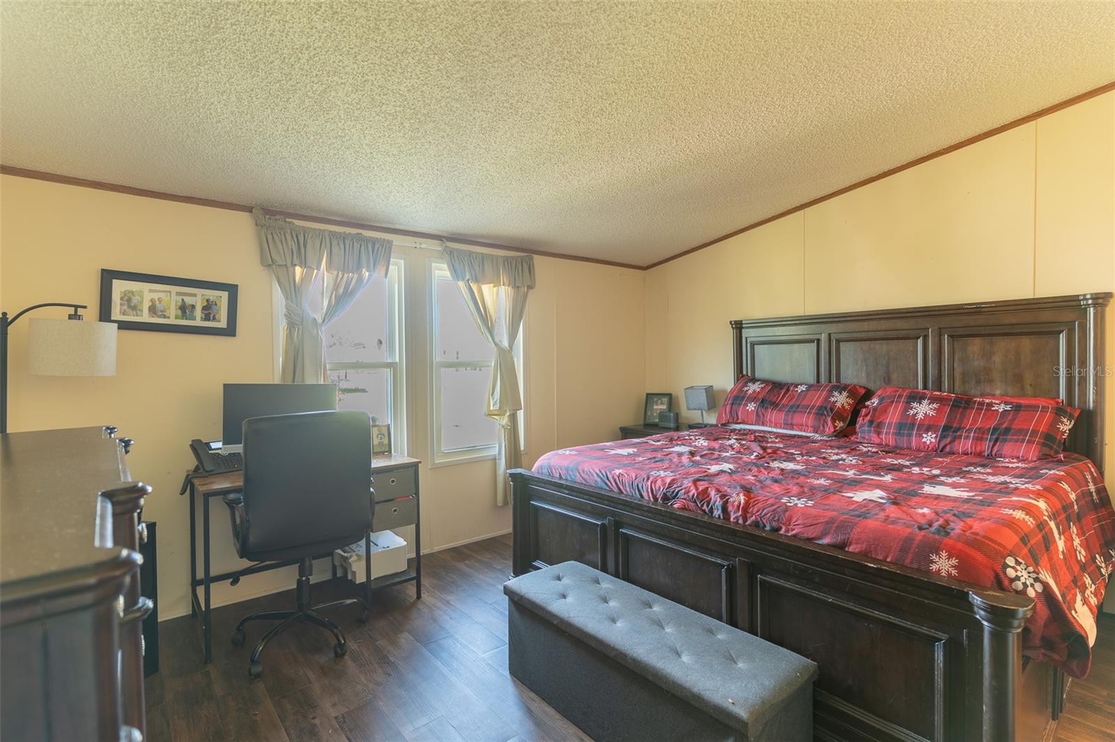 3575 PIONEER TRAILS BLVD E