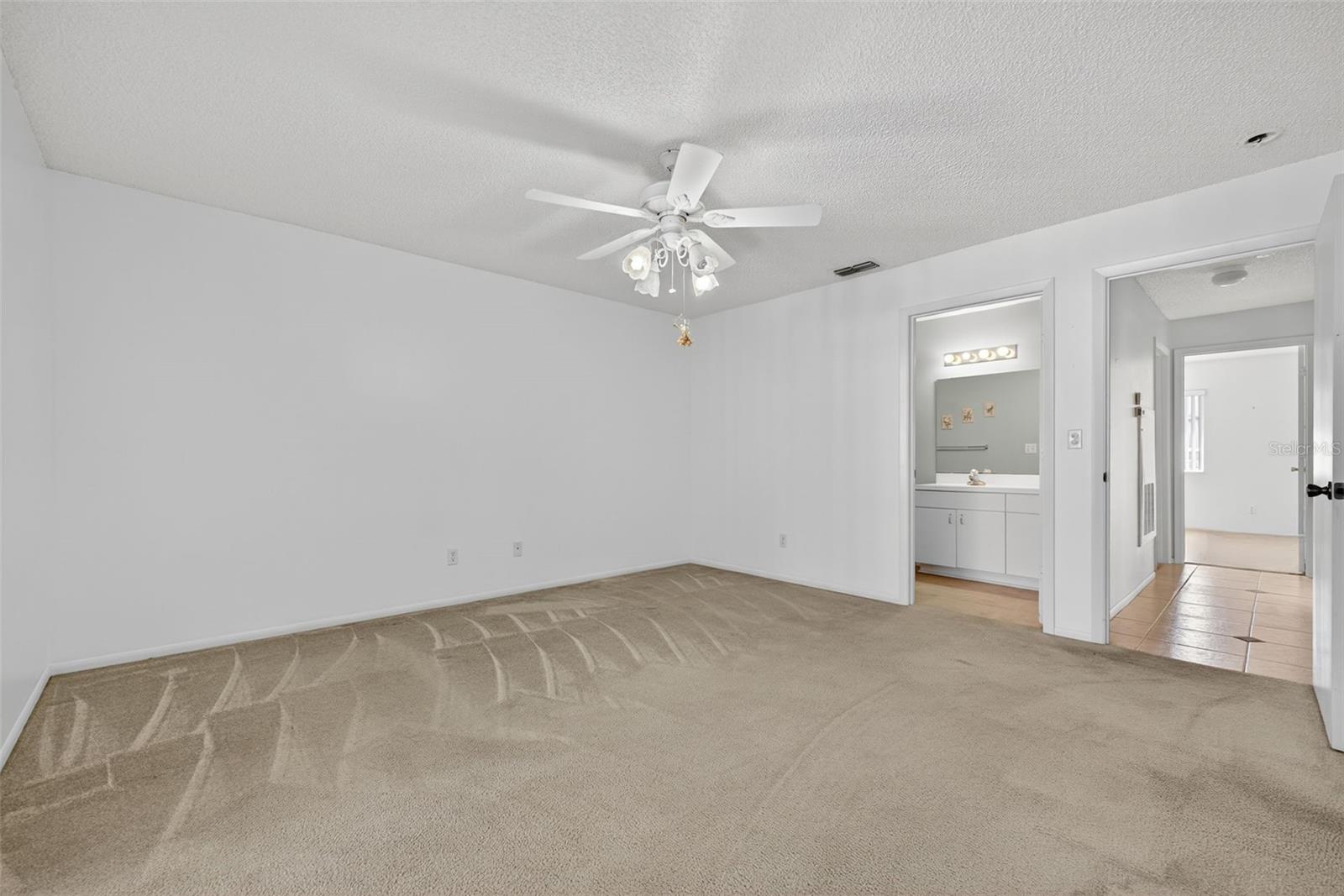 64 WINTER RIDGE RD #64