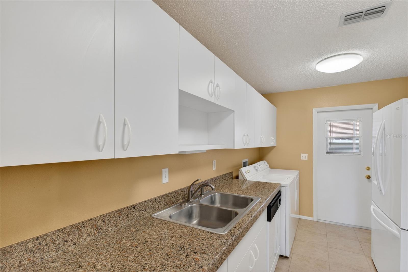 64 WINTER RIDGE RD #64