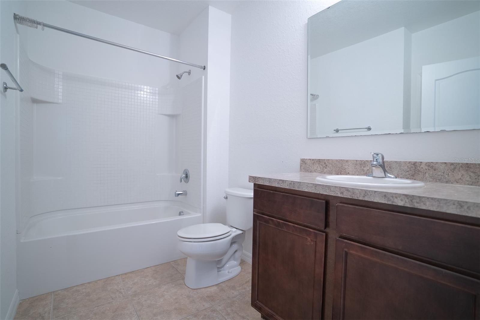 3648 JULIUS ESTATES BLVD