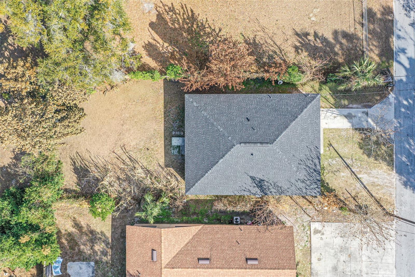 1128 NEVILLE AVE