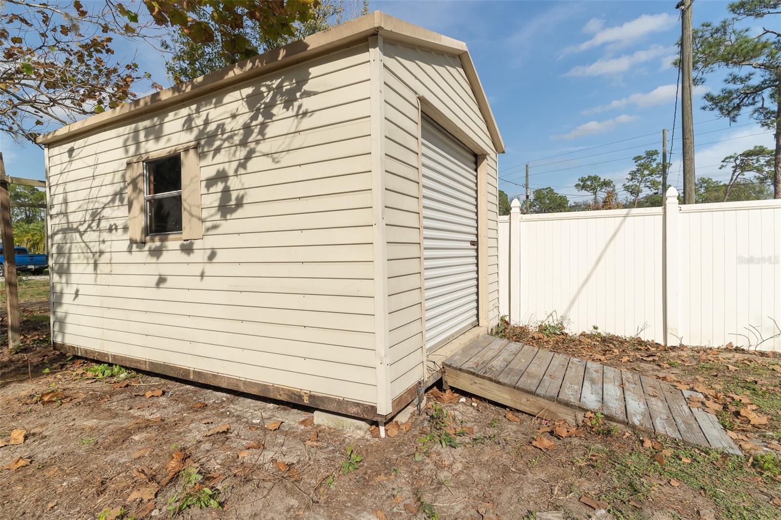 17794 COMMONWEALTH AVE N