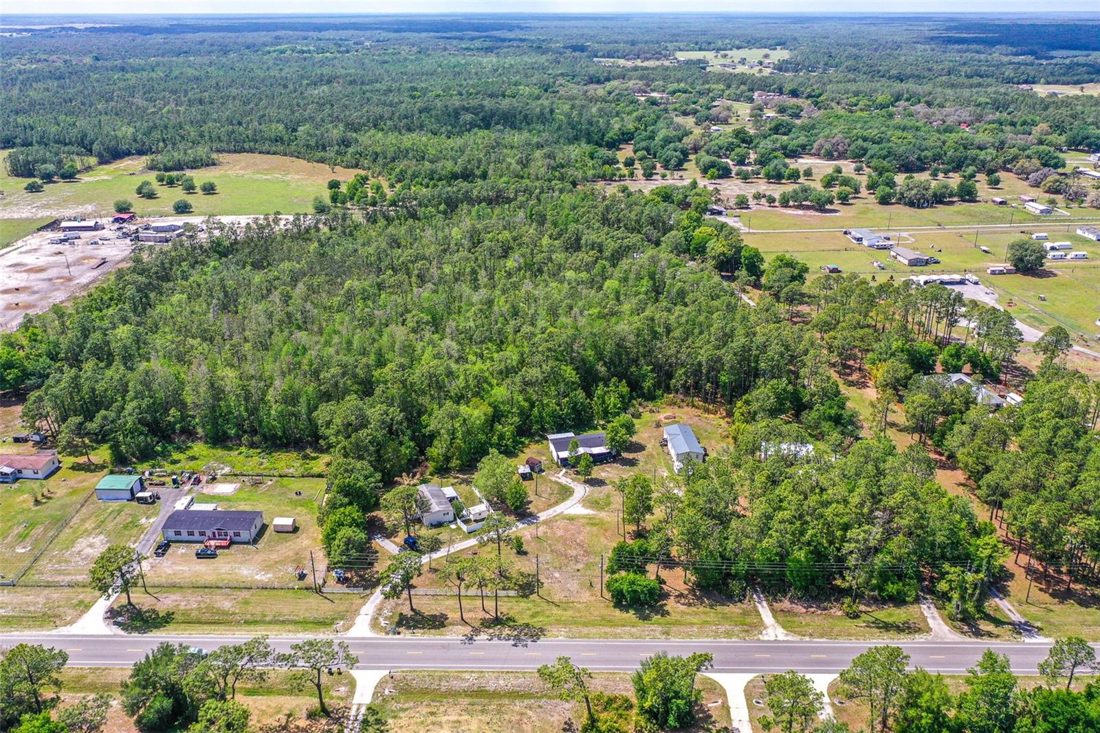 17822 COMMONWEALTH AVE N