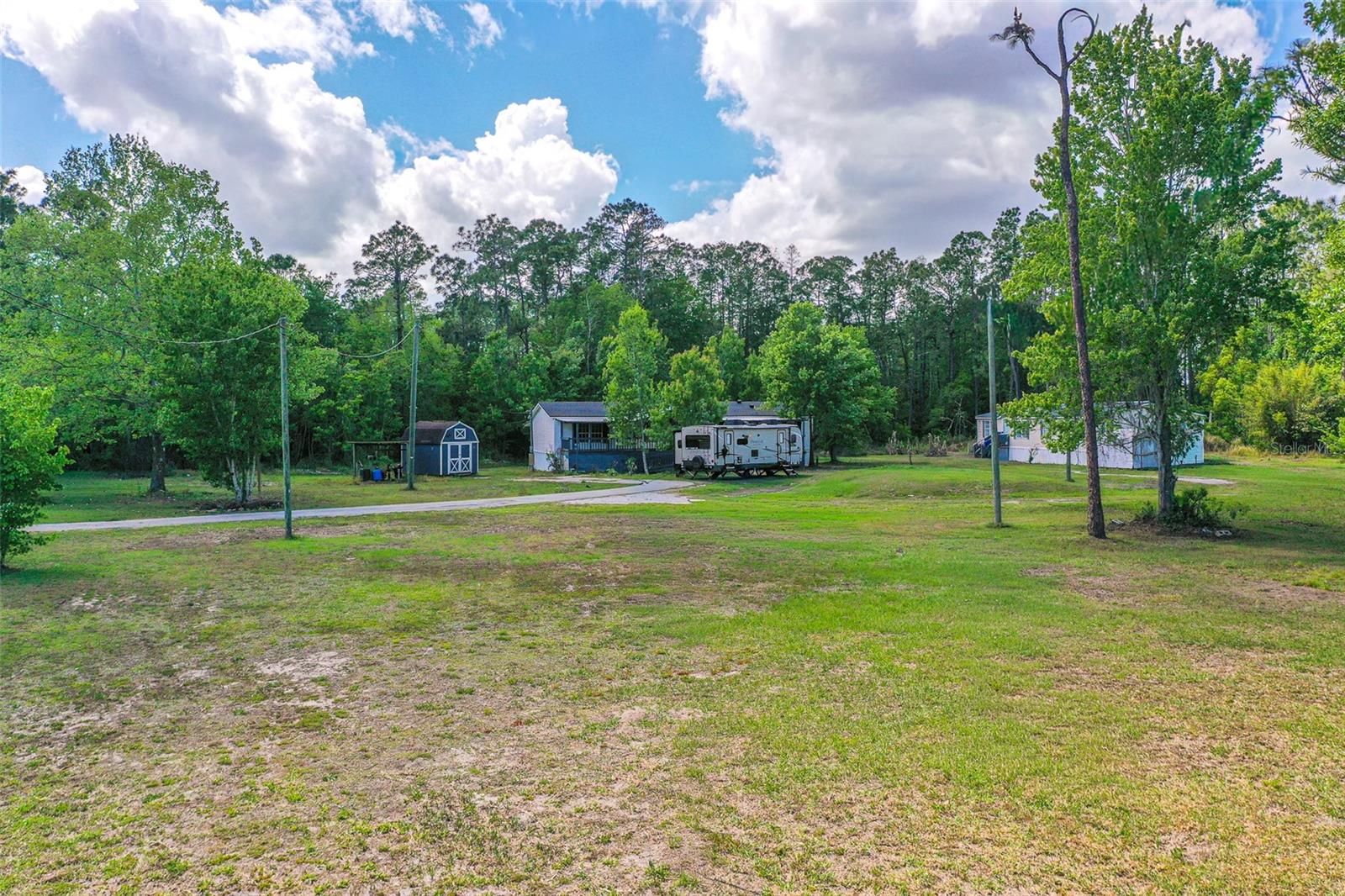 17822 COMMONWEALTH AVE N