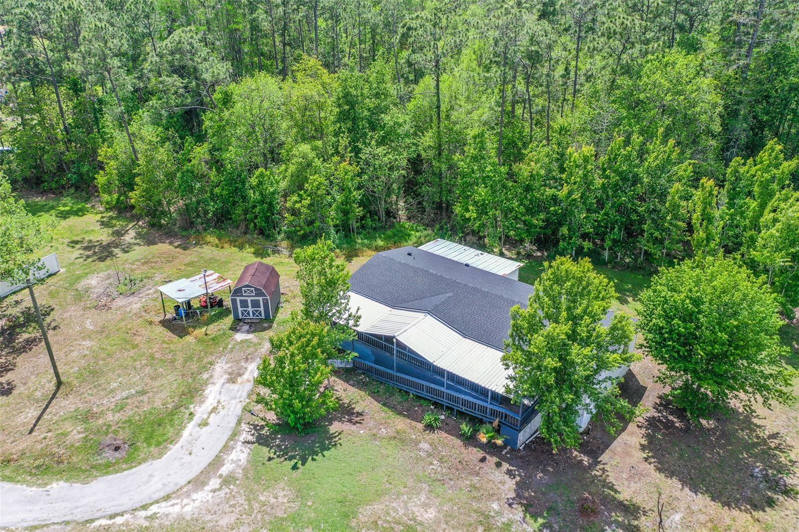 17822 COMMONWEALTH AVE N