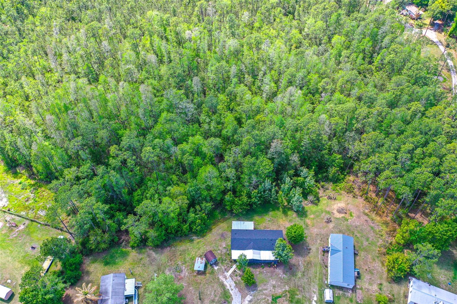 17822 COMMONWEALTH AVE N