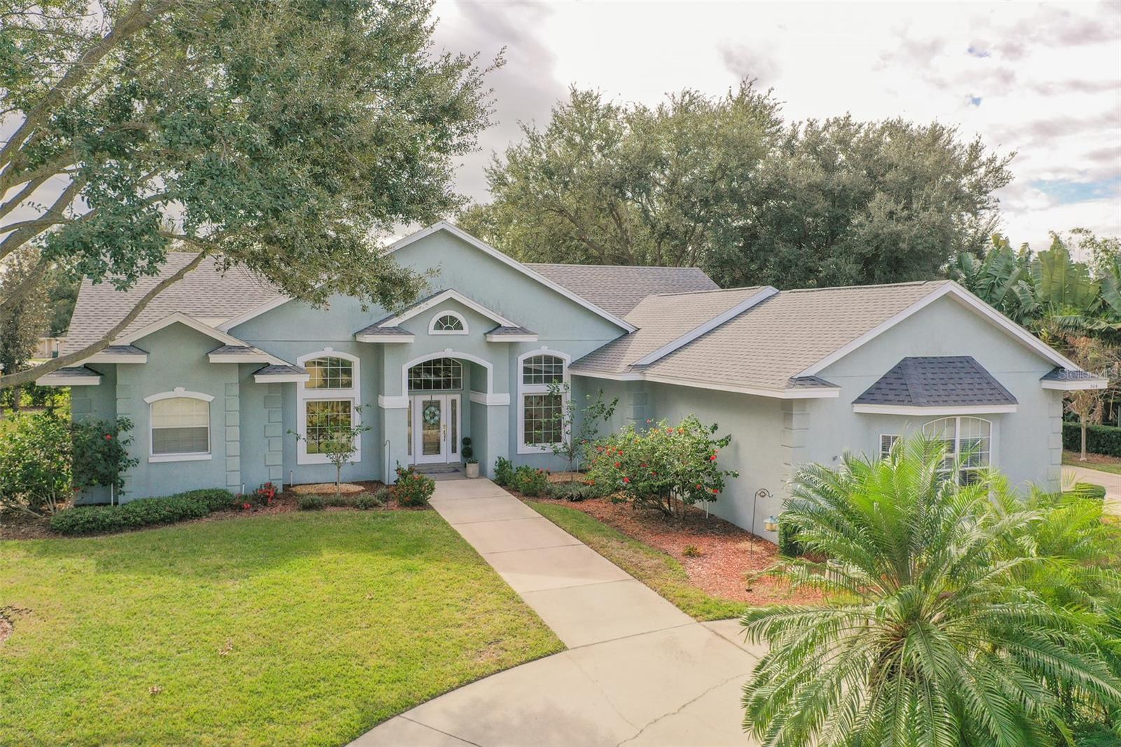304 LOCHEN CIR SE