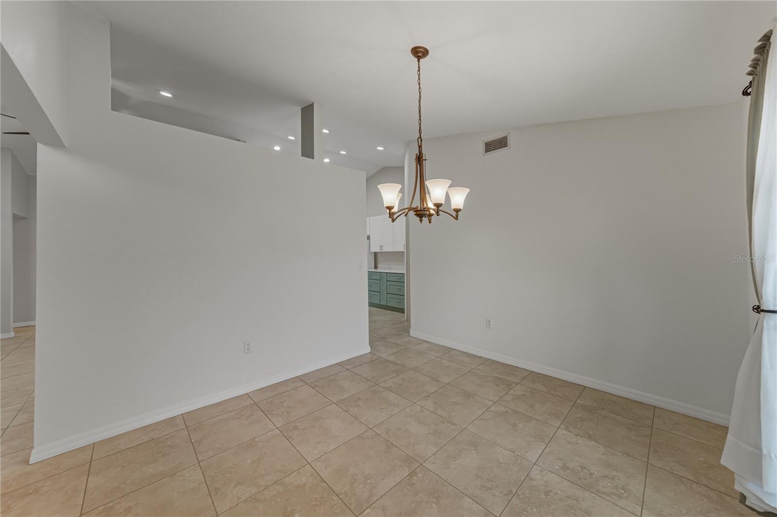 315 CLOVERDALE RD