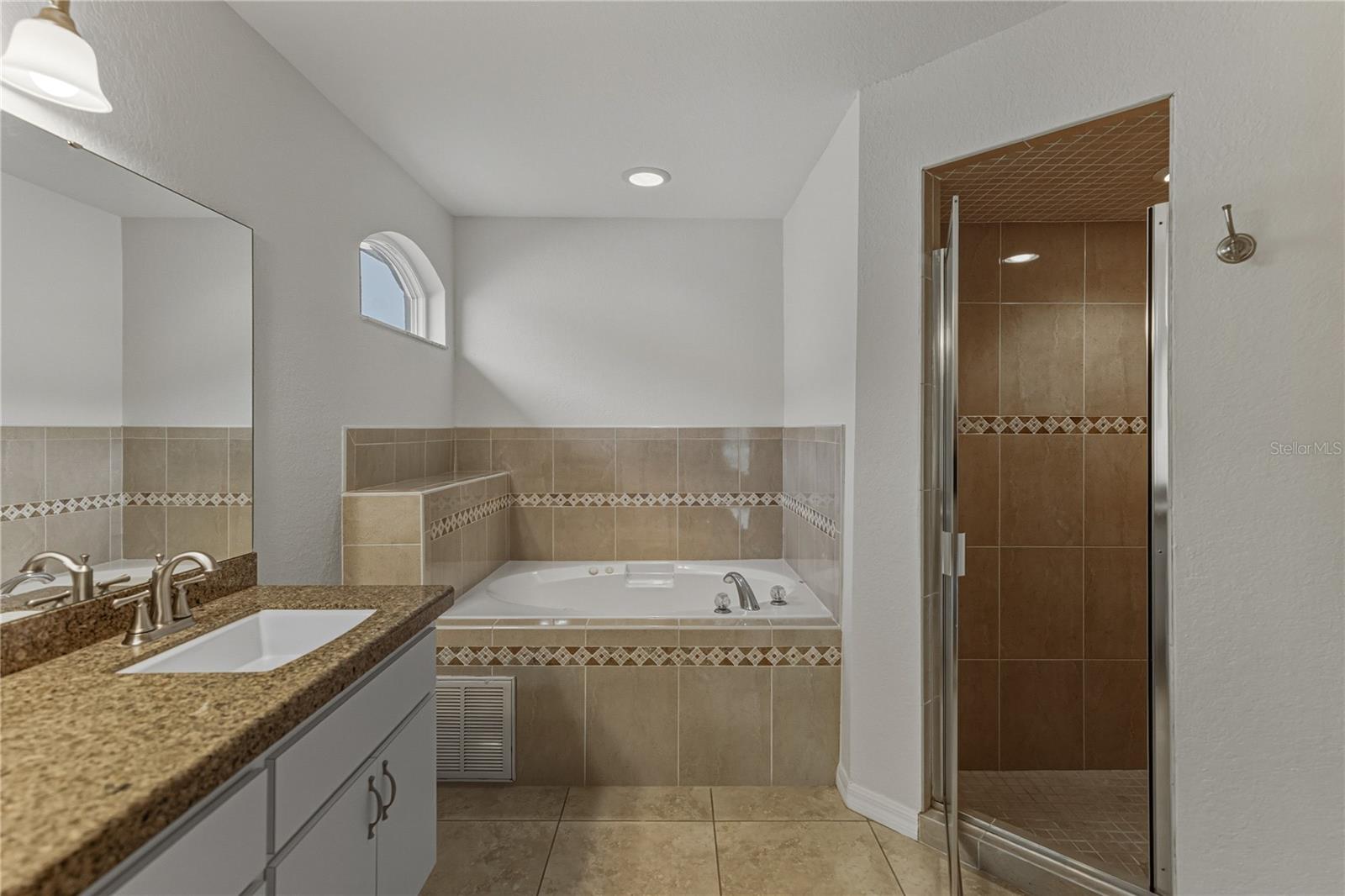 315 CLOVERDALE RD