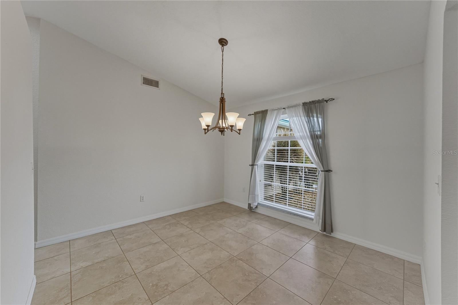 315 CLOVERDALE RD