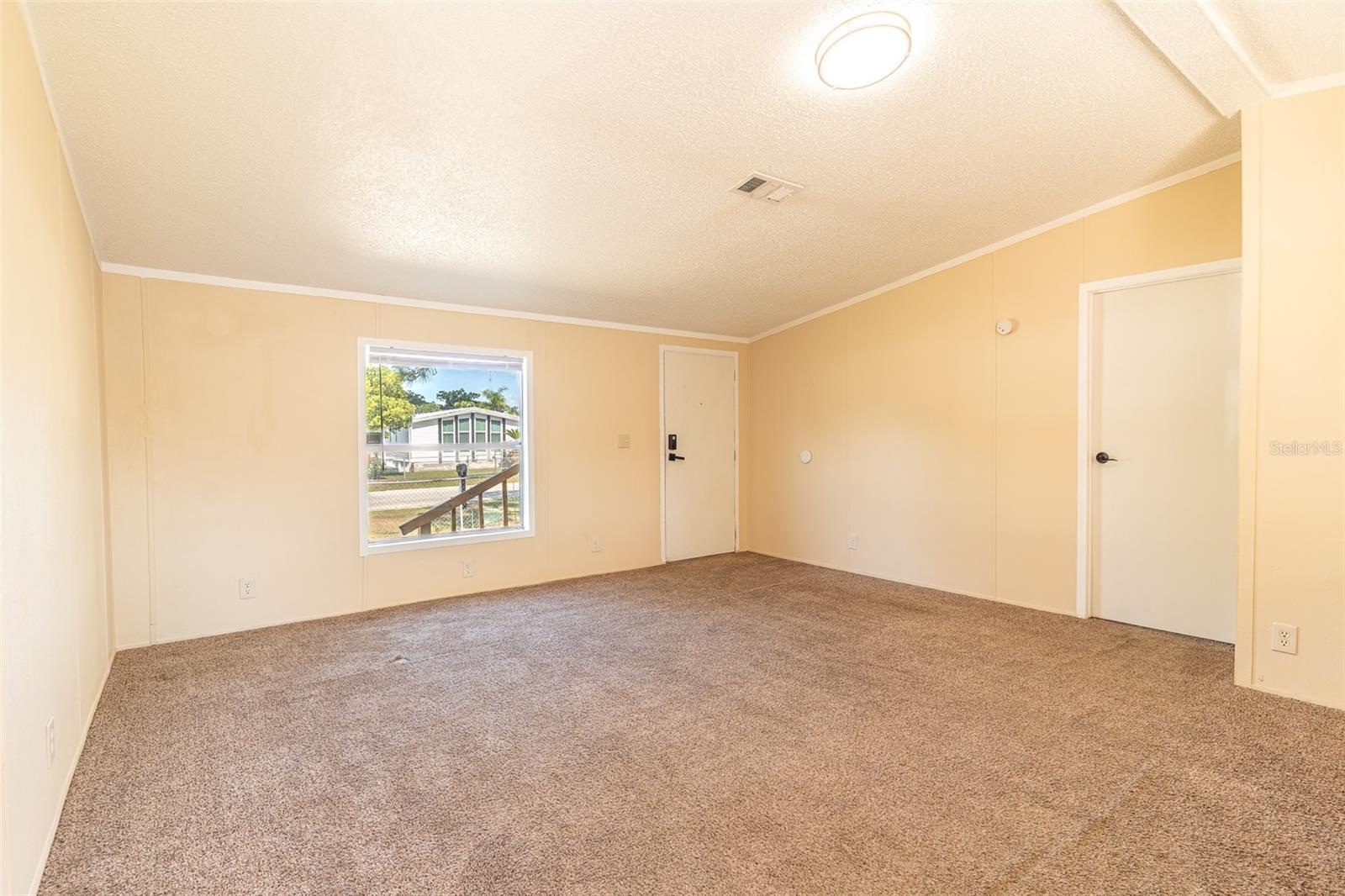 5676 CHERRY TREE DR