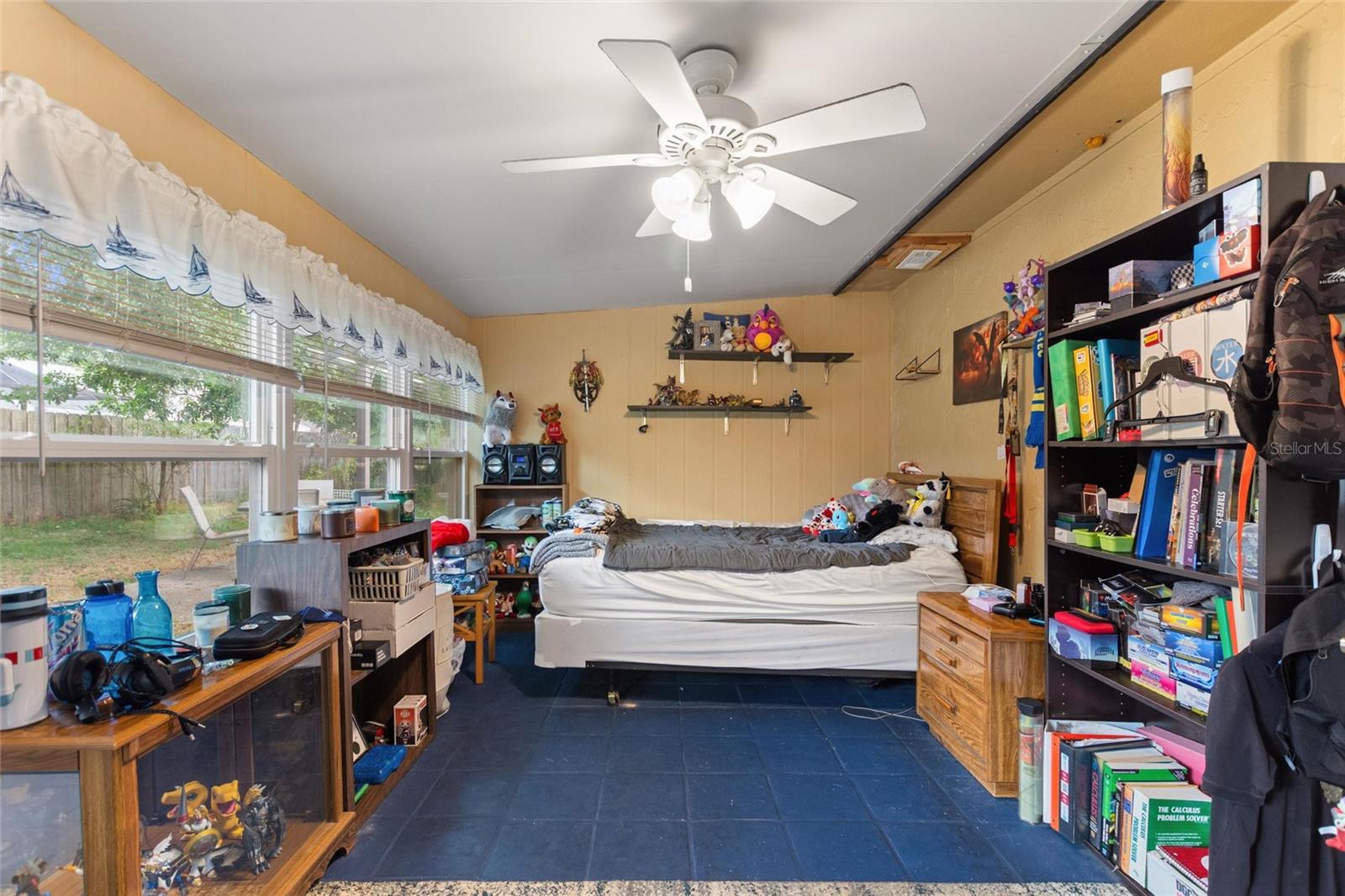 3305 FOX RIDGE DR