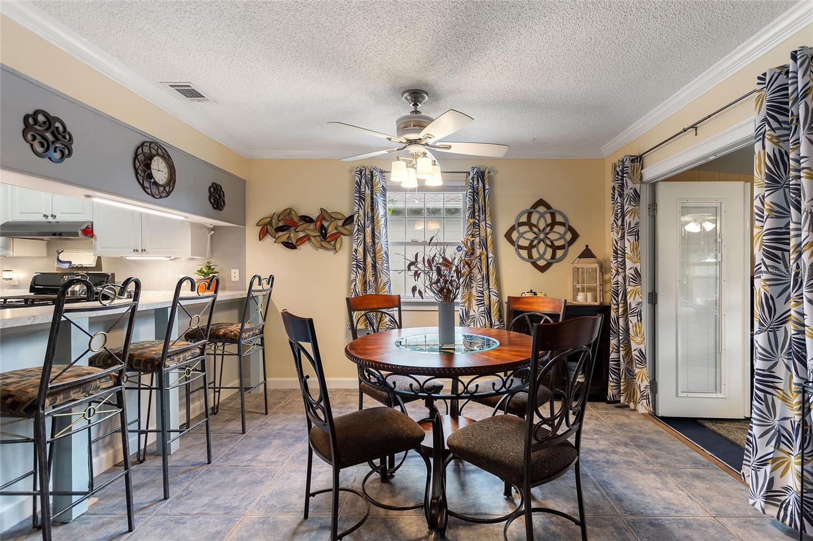 3305 FOX RIDGE DR