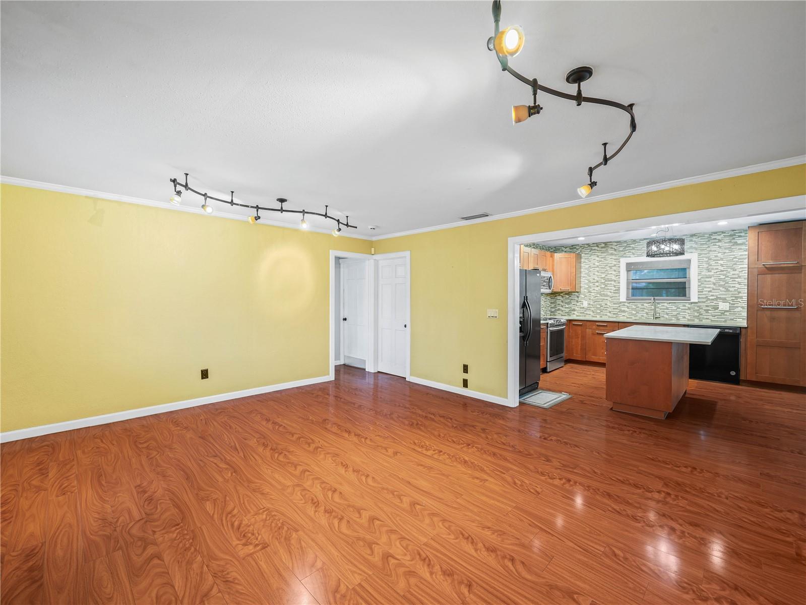 1417 S WINDERMERE AVE