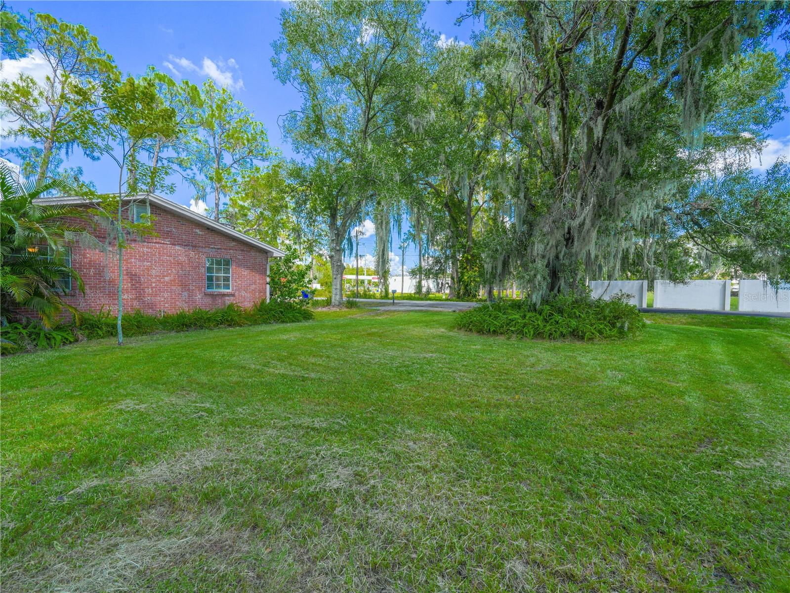 1417 S WINDERMERE AVE