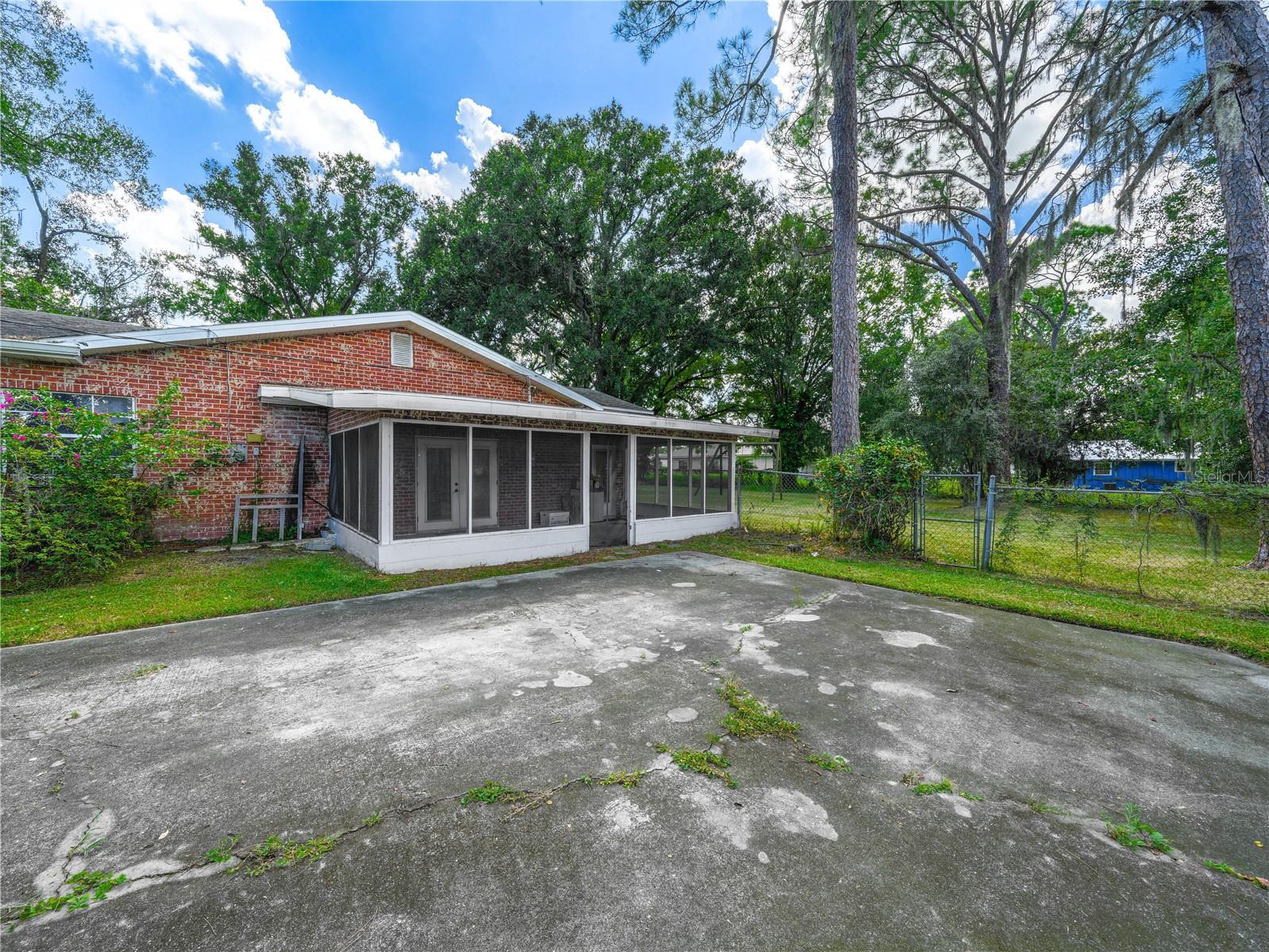 1417 S WINDERMERE AVE