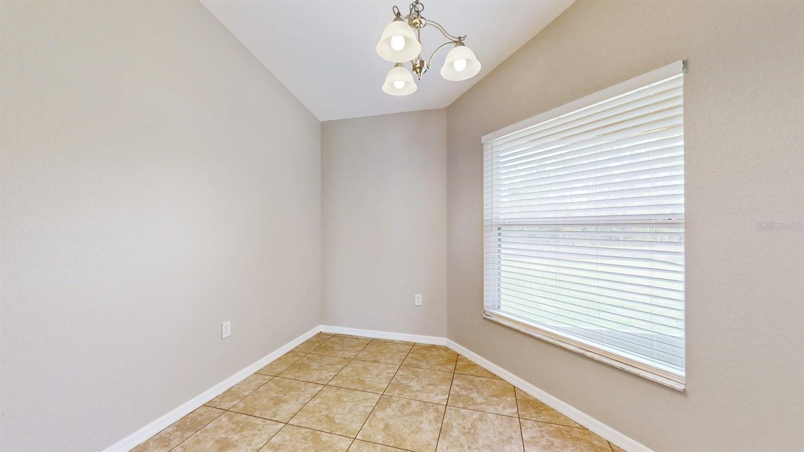 3422 IMPERIAL MANOR WAY