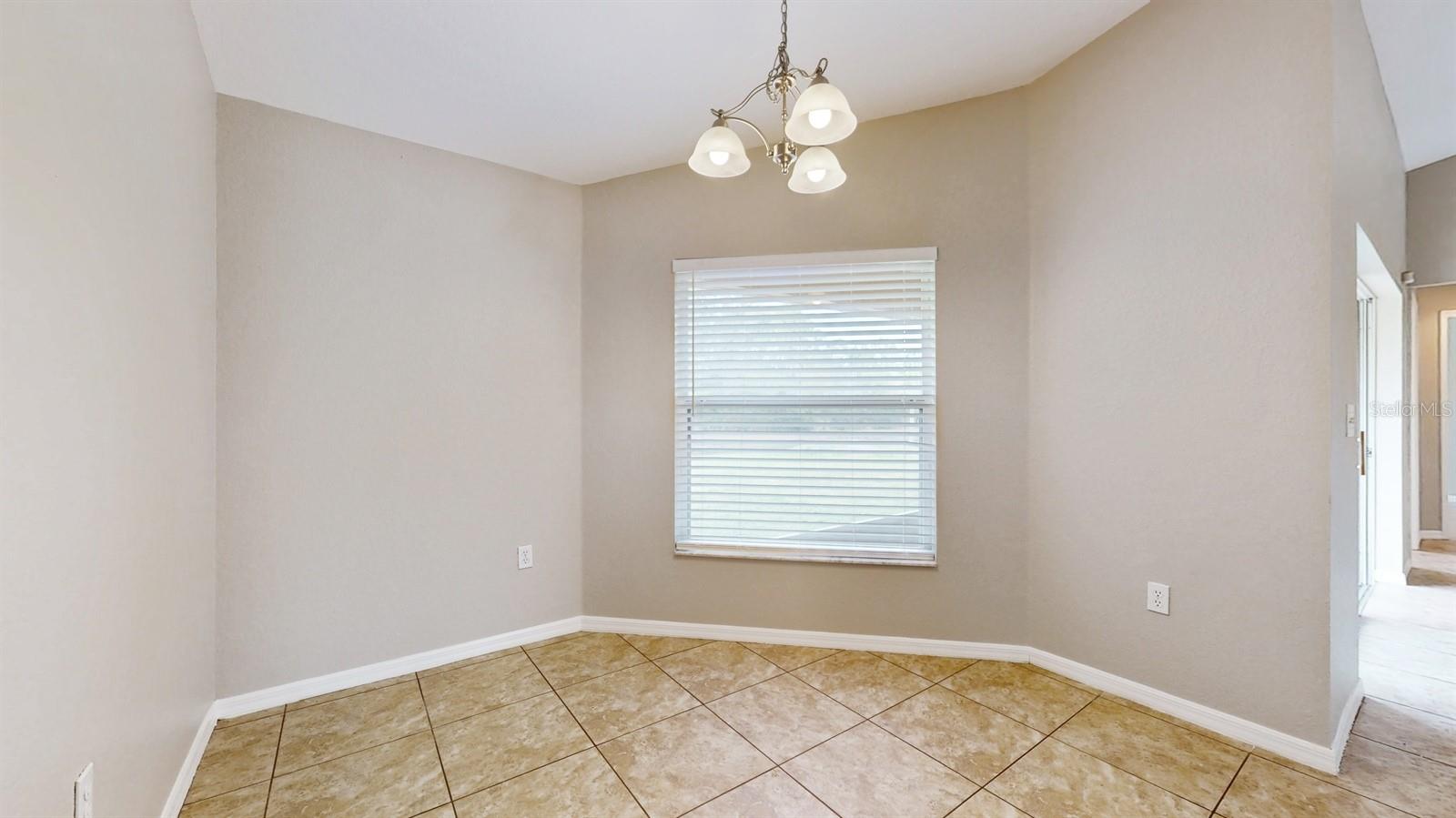 3422 IMPERIAL MANOR WAY