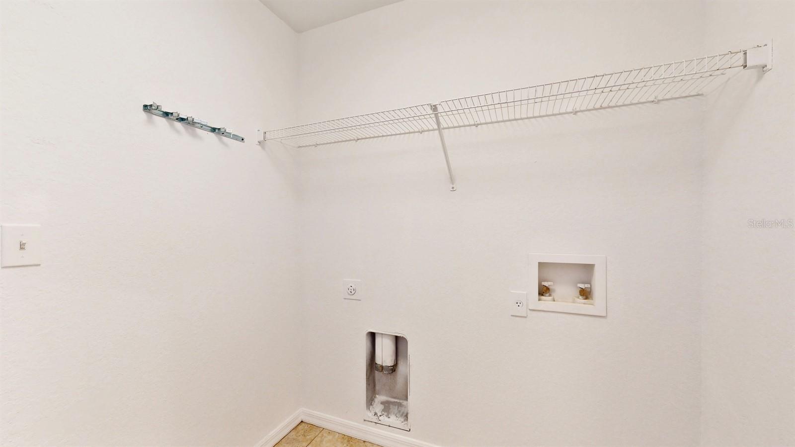 3422 IMPERIAL MANOR WAY