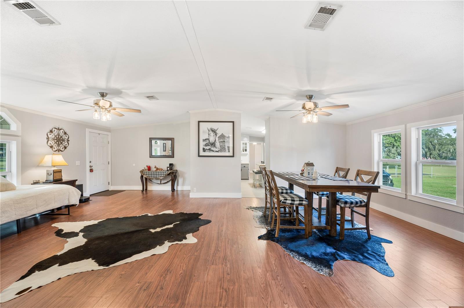 10413 STEVEN DR