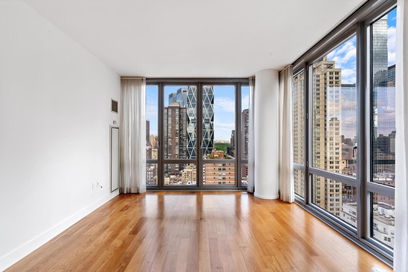 310 W 52ND Street 28J