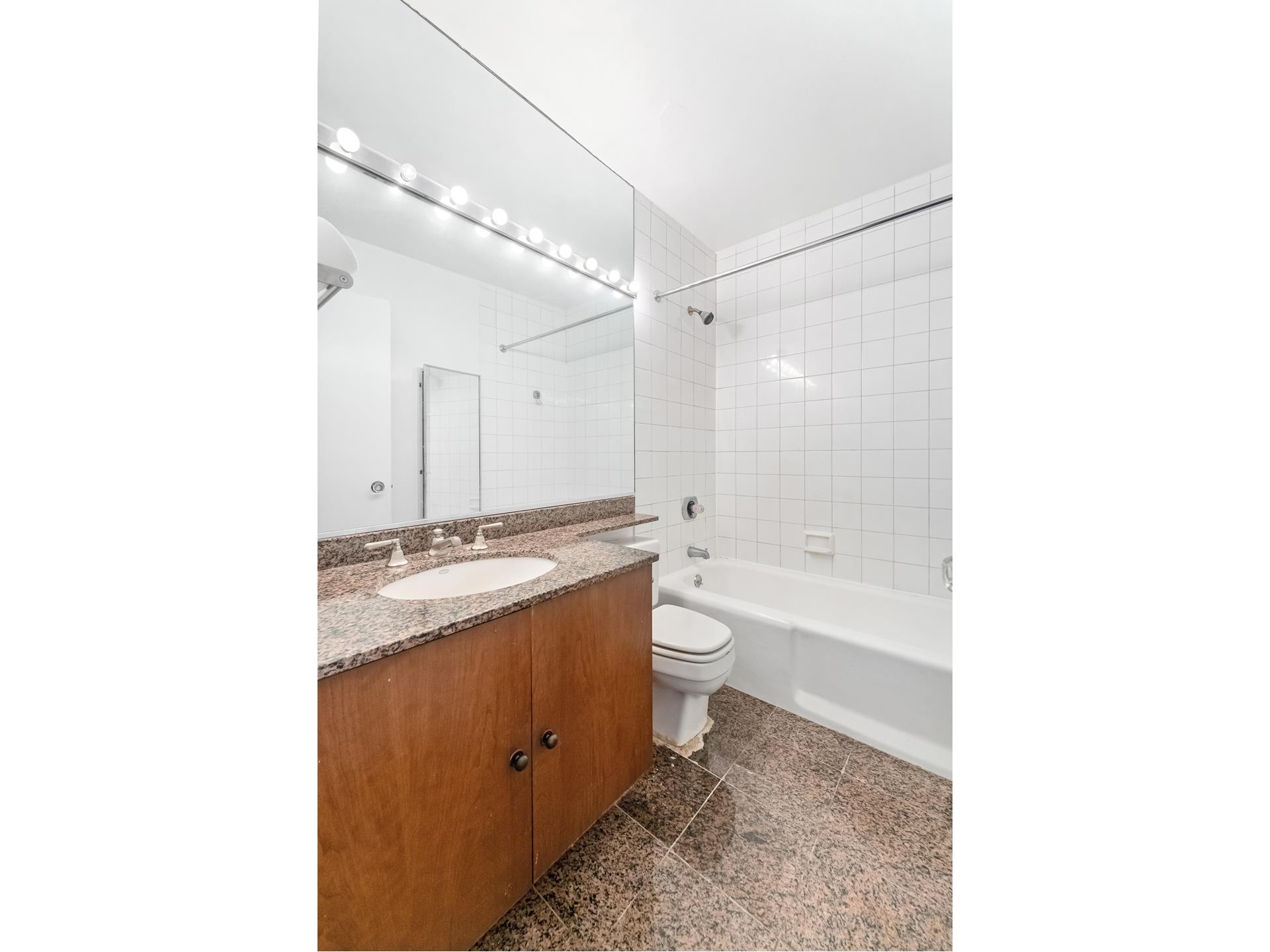 245 E 93RD Street 18A