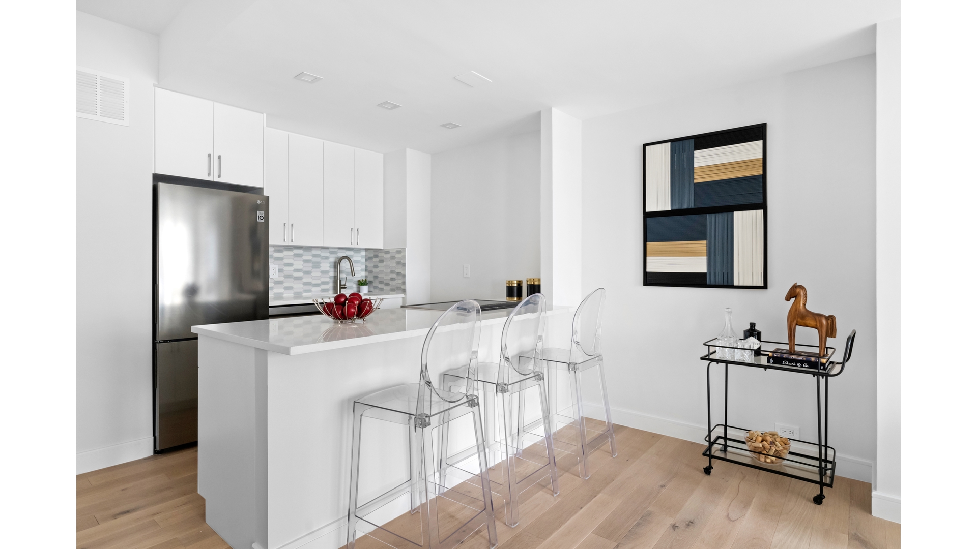 106 CENTRAL Park S 14G