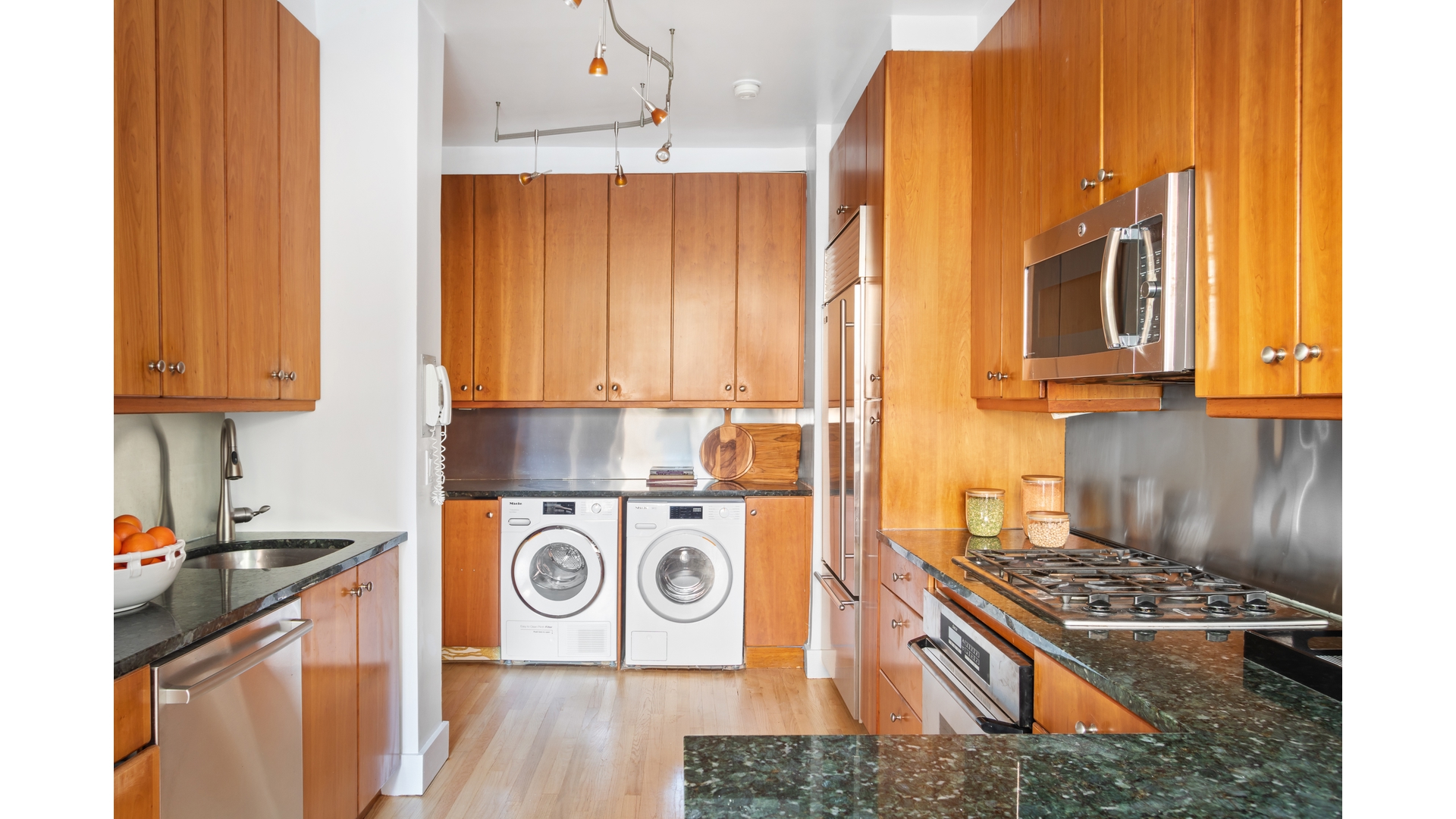 245 E 93RD Street 6F