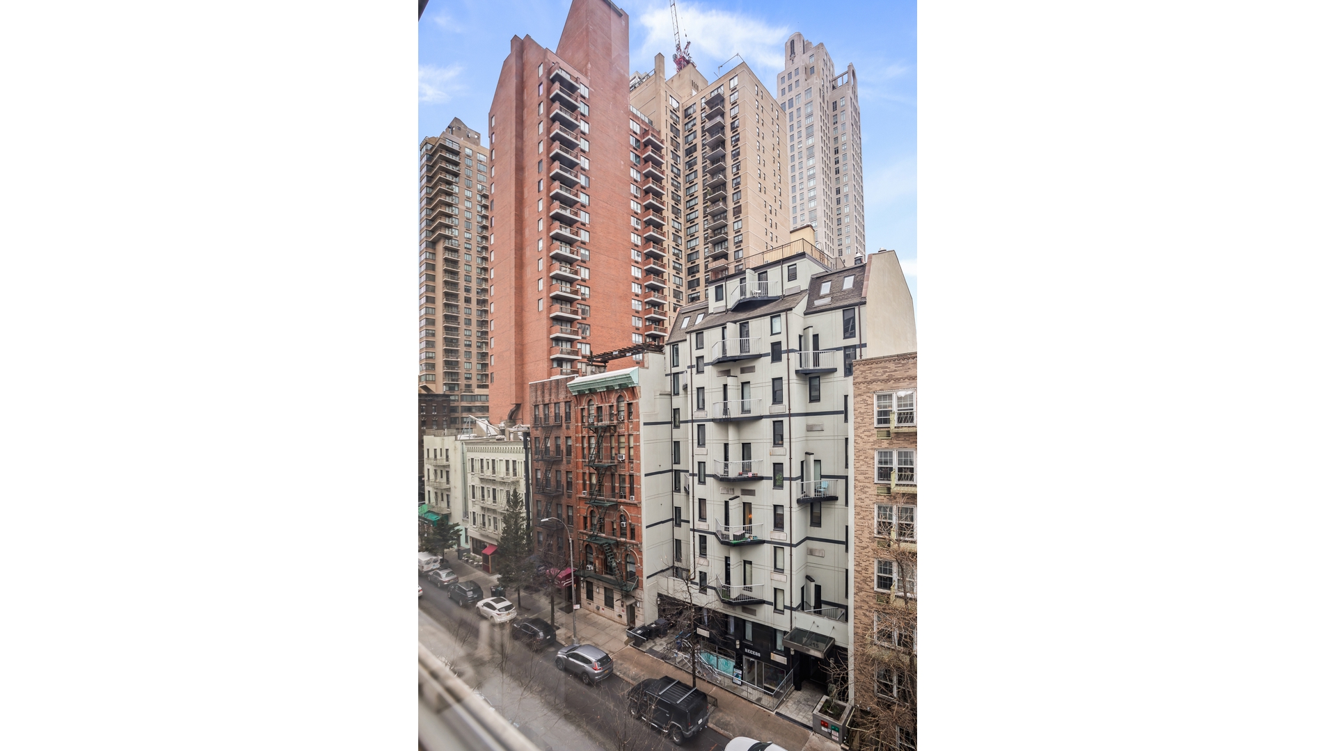 215 E 80TH Street 7L
