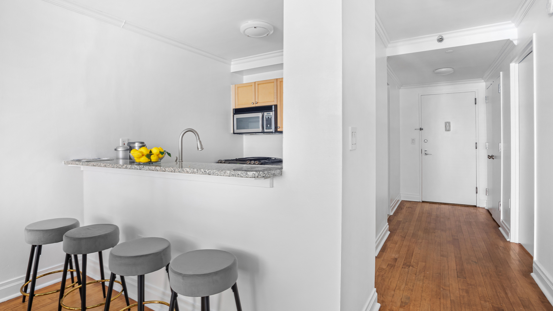 1760 2ND Avenue 2C