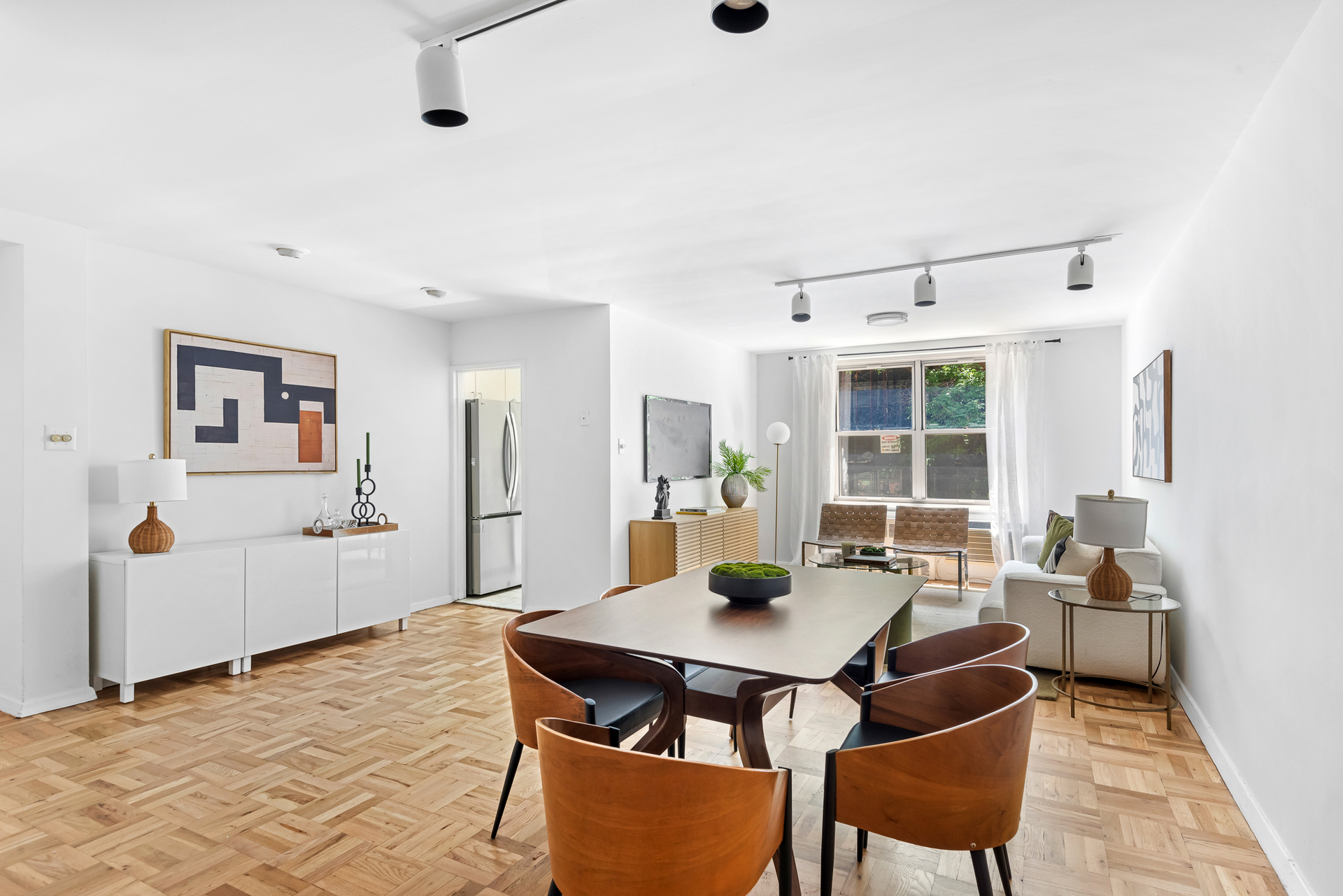 309 E 87TH Street 2P