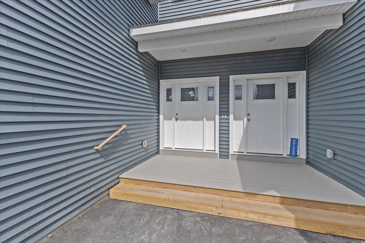 97 Bluevale Street